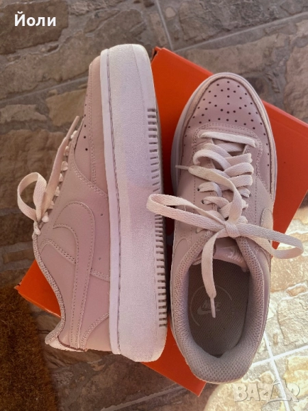 Дамски обувки Nike air, снимка 1