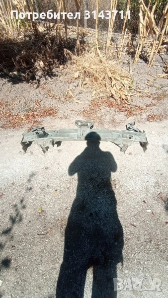 Греда под предна броня Рено Сценик 2003, снимка 1