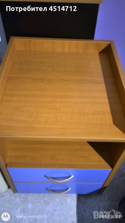 Шкаф на колелца, снимка 1