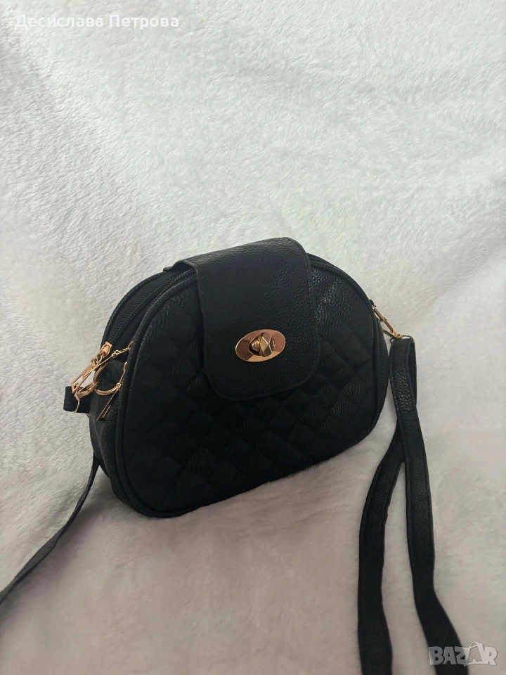 Дамски малки чанти, снимка 1