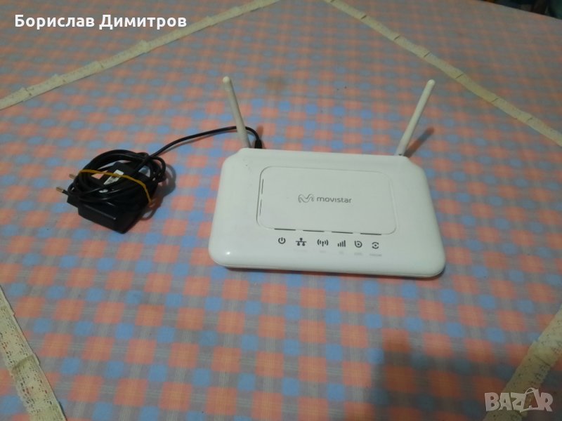 Продавам нов рутер Movistar Wifi, снимка 1