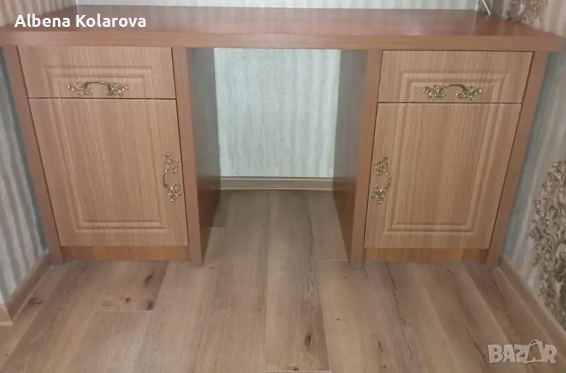продавам бюро , снимка 1