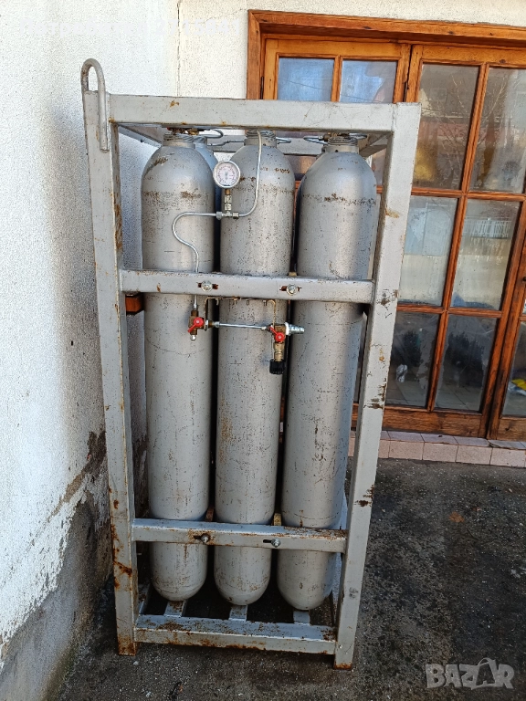 Батерия от бутилки за транспортиране на природен газ , снимка 1