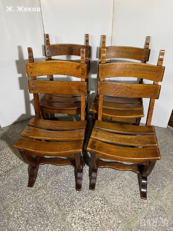 Четири дъбови стола, снимка 1