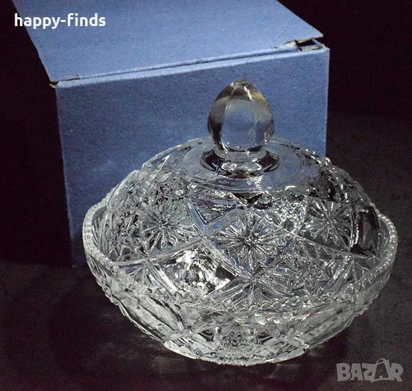 Бонбониера, съд за ядки / лед с капак. Стъкло с релеф, снимка 1