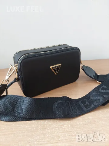 Guess ✨Дамски Чанти , снимка 14 - Чанти - 56239339