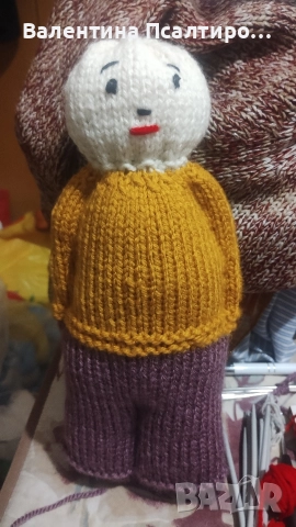 Момче амигуруми, изплетено с чорапски игли 