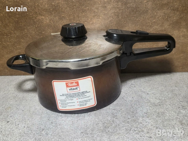 Тенжера под налягане"Vitavit: