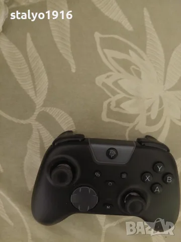Джойстик за Xbox One неоригинален