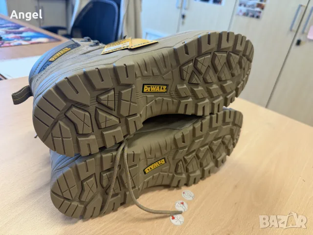 Работни обувки Dewalt Cranson Safety Boot - Stone, снимка 2 - Мъжки боти - 56304746