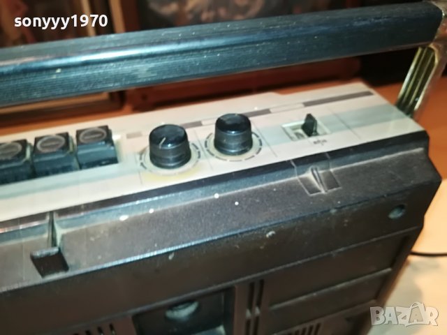 HITACHI TRK-7011E РЕТРО КАСЕТОФОН 0309222038, снимка 16 - Радиокасетофони, транзистори - 37891334