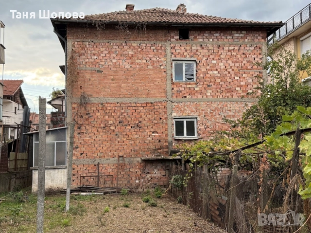 Двуетажна къща за продажба в град Петрич, снимка 7 - Къщи - 52169713