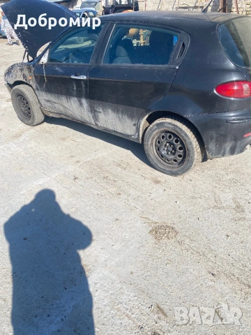 Alfa Romeo GT 1.9 JTD, снимка 3 - Части - 54363930