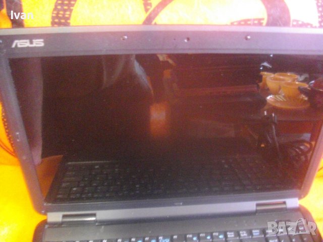 Лаптоп 15,6"-ASUS K50C-Отличен-Черен-HD 320GB/RAM 3GB/Intel Celeron 220-Батерия Добра/Зарядно, снимка 10 - Лаптопи за работа - 42759679