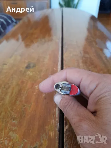 Стара запалка Bic Castrol, снимка 5 - Колекции - 47805244