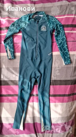 Чисто нов, цял бански с дълги ръкави и крачоли за 5-6-годишно дете