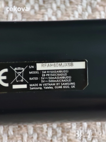 Безжични слушалки Samsung, снимка 4 - Bluetooth слушалки - 52677410