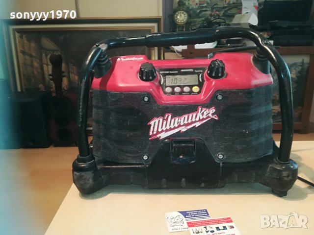 milwaukee-строително радио-внос англия, снимка 2 - Радиокасетофони, транзистори - 30068480