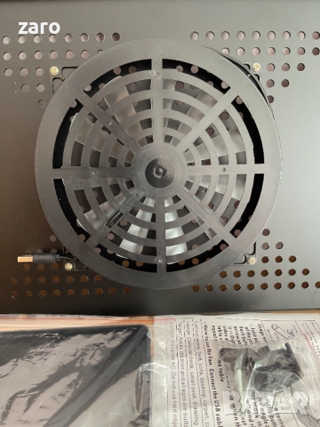 Нова масичка за лаптоп с поставка и охладител, снимка 5 - Лаптоп аксесоари - 52926821