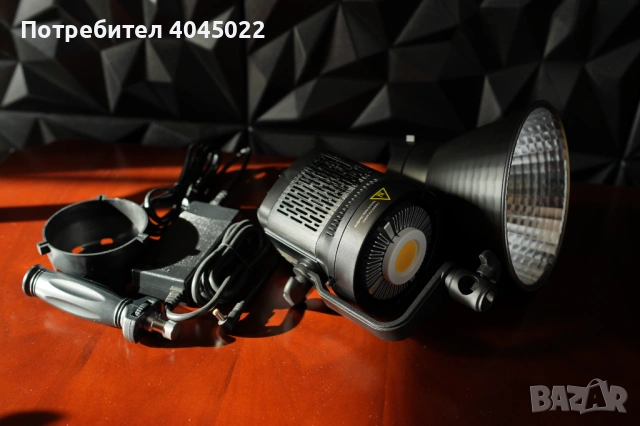 LED постоянно осветление Bi-Colour 80 W с дистанционно и аксесоари | Bowens, снимка 2 - Светкавици, студийно осветление - 53049325