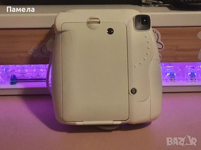 Fujifilm Instax mini 8 Instant Camera - White, снимка 2 - Фотоапарати - 53192411