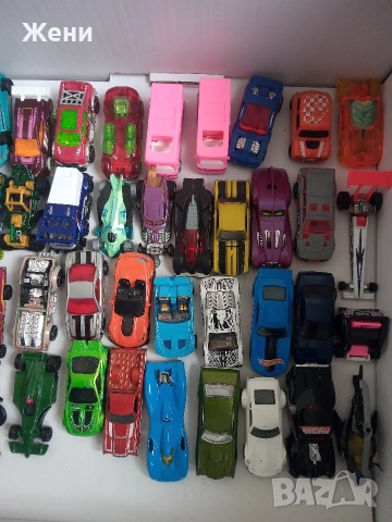 Колички Hot Wheels Хот Уилс, снимка 3 - Коли, камиони, мотори, писти - 53900492
