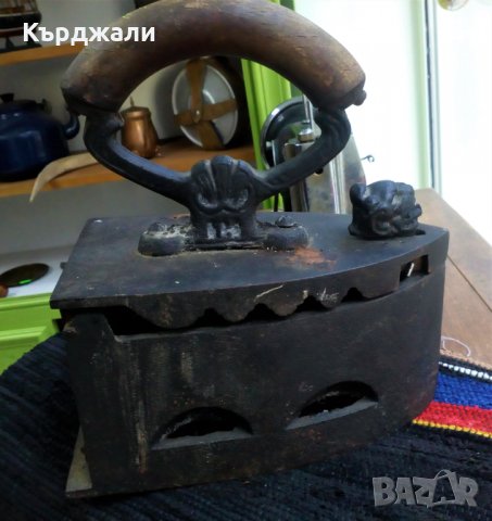 Автентични Желязни Ютии с Лъв и Петел!, снимка 1