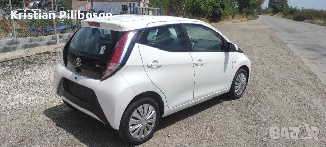 Тoyota Aygo 2015,70kc.Evro6b, снимка 5 - Автомобили и джипове - 44286004