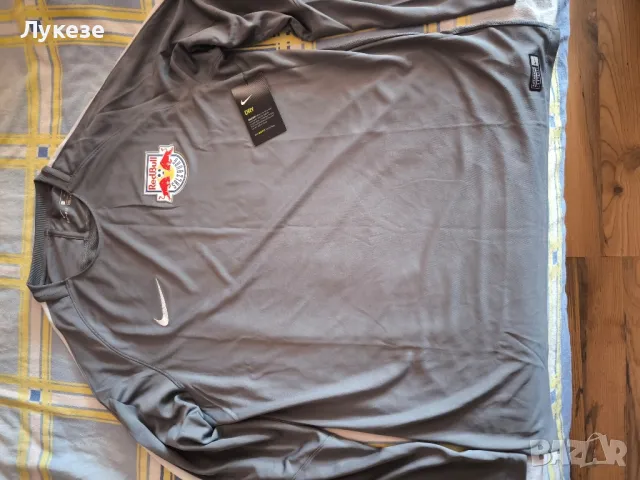 Nike - Red Bull , снимка 2 - Спортни дрехи, екипи - 50332543