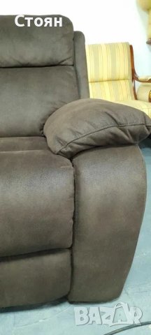 Кафяв диван от плат двойка с ръчен релаксиращ механизъм, снимка 11 - Дивани и мека мебел - 40627761