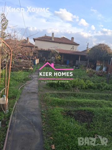 Двуетажна къща в гр.Гълабово обл.Стара Загора, снимка 3 - Къщи - 52652675