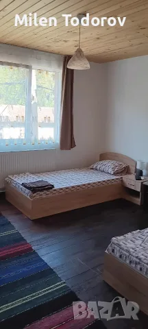 Продавам две единични легла , снимка 2 - Спални и легла - 56090545