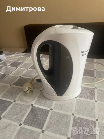 Електрическа кана за вода - 2 бр. - използнана