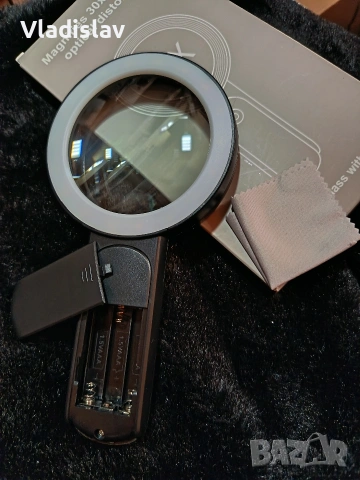 Ръчна лупа с LED осветление х30, снимка 2 - Други ценни предмети - 53927615