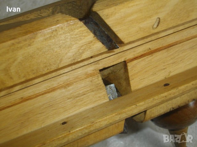 Ново STANLEY-RB10-ENGLAND-260мм-Нож 50мм/Ново Българско Профилно Ренде с Дървени Винтове Реглаж-2Нож, снимка 8 - Други инструменти - 39978584