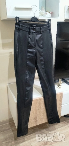 Късо дамско кафяво велурено яке Sinsay кафяви обувки 38 ортопедична стелка , снимка 6 - Якета - 52614638