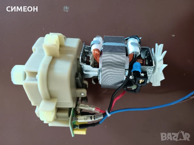 Моторче за сокоизстисквачка R-409, снимка 2 - Сокоизстисквачки и цитрус преси - 50588763