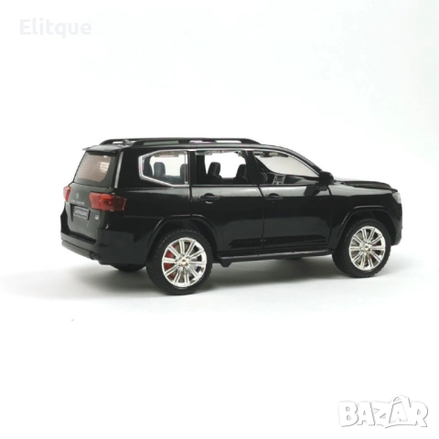 Реалистичен метален джип 1:24 - Звук и светлина за истинско приключение, снимка 3 - Коли, камиони, мотори, писти - 52777907