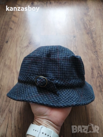 alfonso d'este - страхотна шапка КАТО НОВА, снимка 7 - Шапки - 52793888