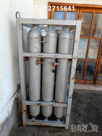 Батерия от бутилки за транспортиране на природен газ 