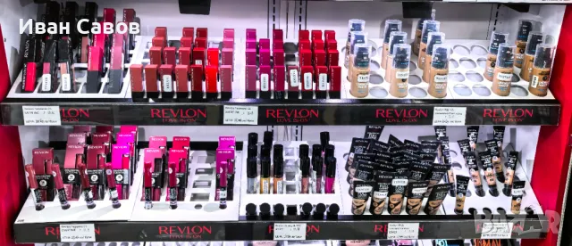 Декоративна козметика Revlon, снимка 3 - Козметика за лице - 49726871