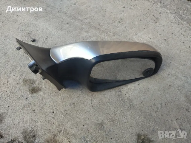 Огледало за Опел Астра Н