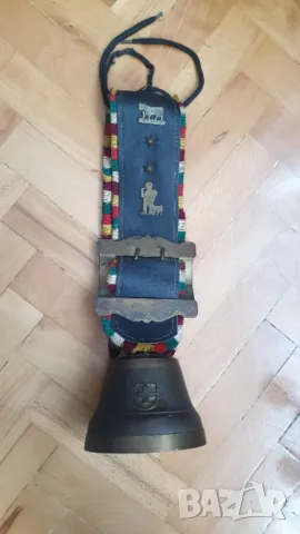 Голяма бронзова швейцарска камбана