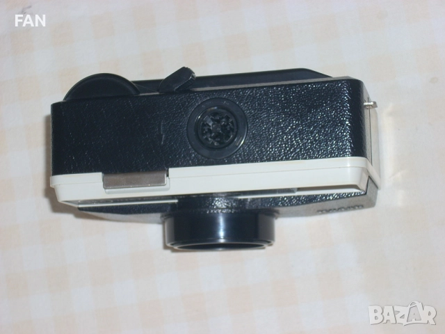 Стар колекционерски фотоапарат Кодак Kodak 56X INSTAMATIC CAMERA от 70-те години на 20-ти век, снимка 13 - Антикварни и старинни предмети - 51785334