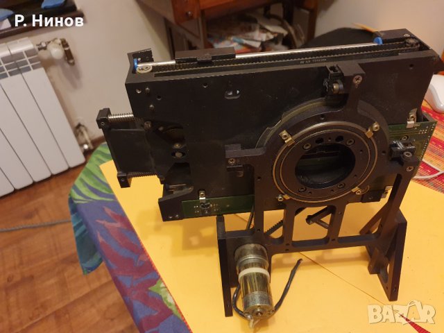 механизъм с линейни направляващи и ротация на  0- 180° за роботи и CNC, снимка 2 - Други машини и части - 35155661