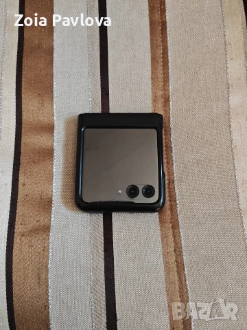 телефон motorola razz40 ultra , снимка 2 - Други - 54274904
