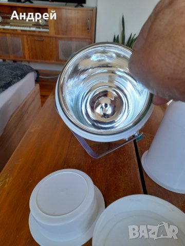 Стар термос,термокутия, снимка 4 - Антикварни и старинни предмети - 37665698