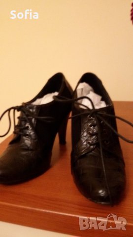 Обувки с връзки на ток, ест.кожа и велур с над 50% отстъпка, снимка 2 - Дамски обувки на ток - 29550427