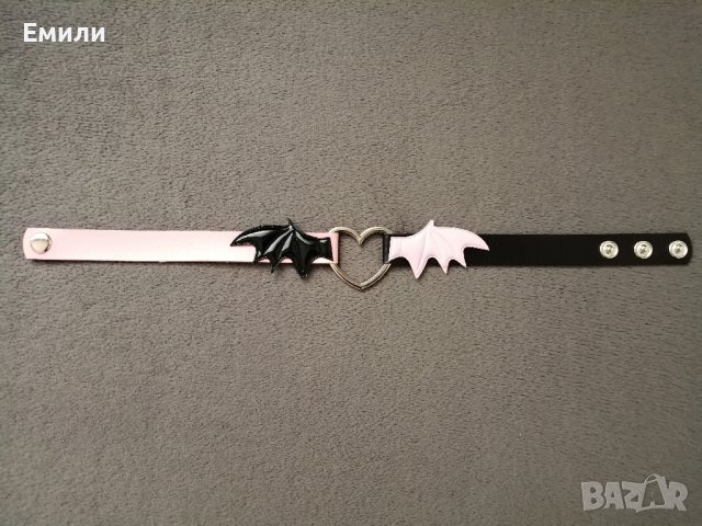 Кожен чокър колие със сърце и криле в розов и черен цвят, снимка 3 - Колиета, медальони, синджири - 42129411