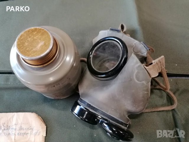 Стар противогаз , снимка 2 - Антикварни и старинни предмети - 48138438